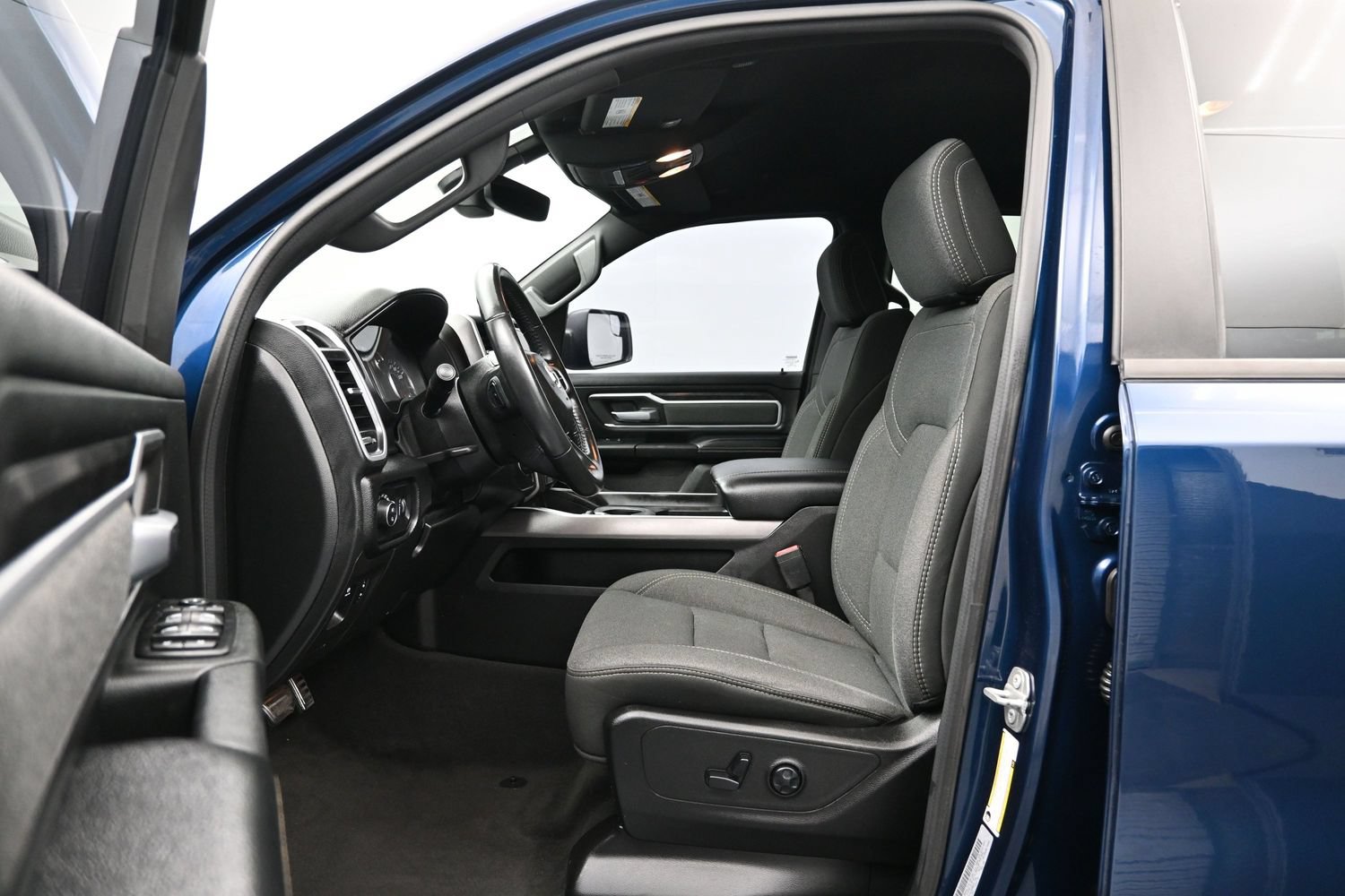 Used 2020 RAM 1500 Big Horn RWD image 9