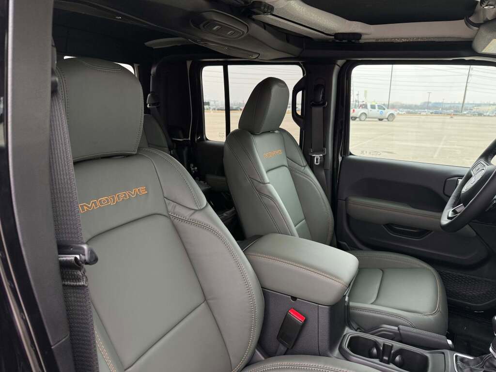 New 2026 Jeep Gladiator Mojave image 28