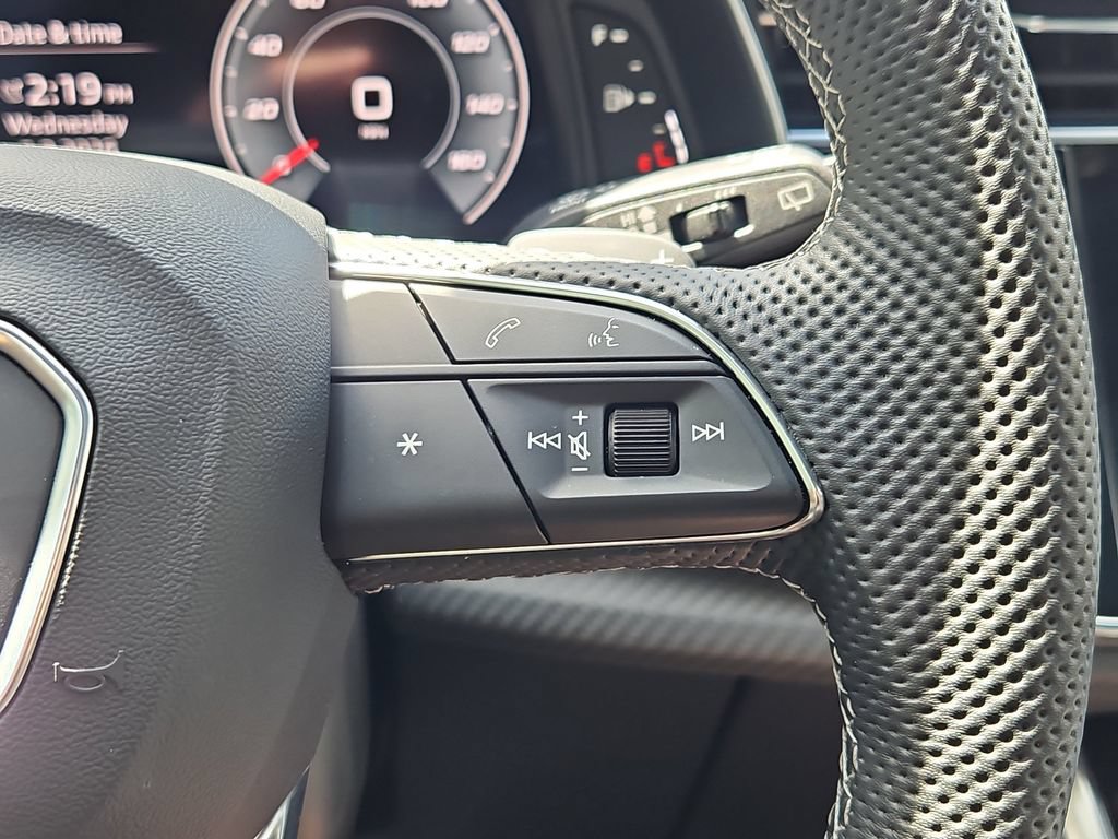 Certified 2025 Audi SQ7 Prestige w/ Prestige Package AWD/4WD image 29