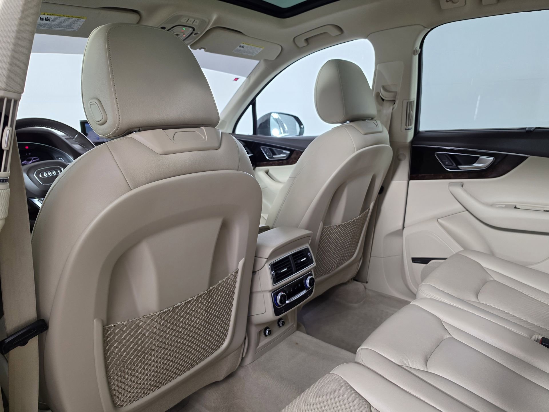Used 2019 Audi Q7 3.0T Prestige w/ Prestige Package AWD/4WD image 46