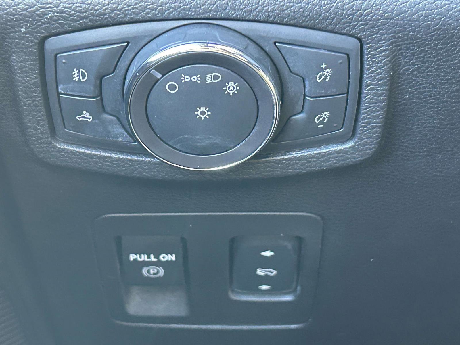 Used 2018 Ford F150 XLT w/ Equipment Group 301A Mid image 19