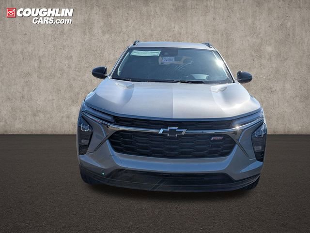New 2026 Chevrolet Trax RS w/ Driver Confidence Package FWD image 2