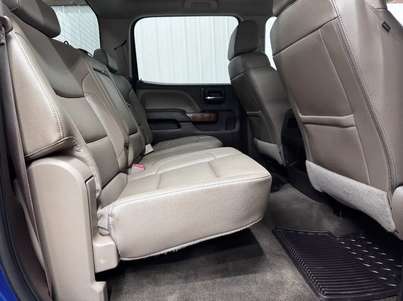 Used 2016 GMC Sierra 2500 SLT w/ Duramax Plus Package image 16