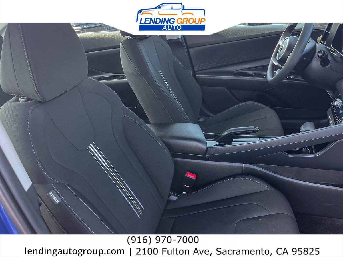 Used 2022 Hyundai Elantra SEL image 15