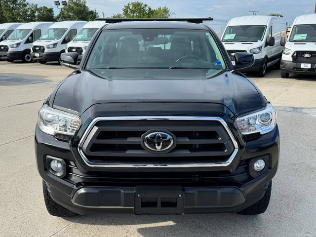 Used 2022 Toyota Tacoma SR5 AWD/4WD image 2