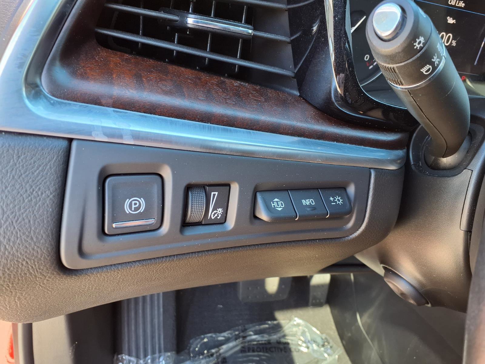 Certified 2024 Cadillac XT5 Premium Luxury w/ Technology Package image 22