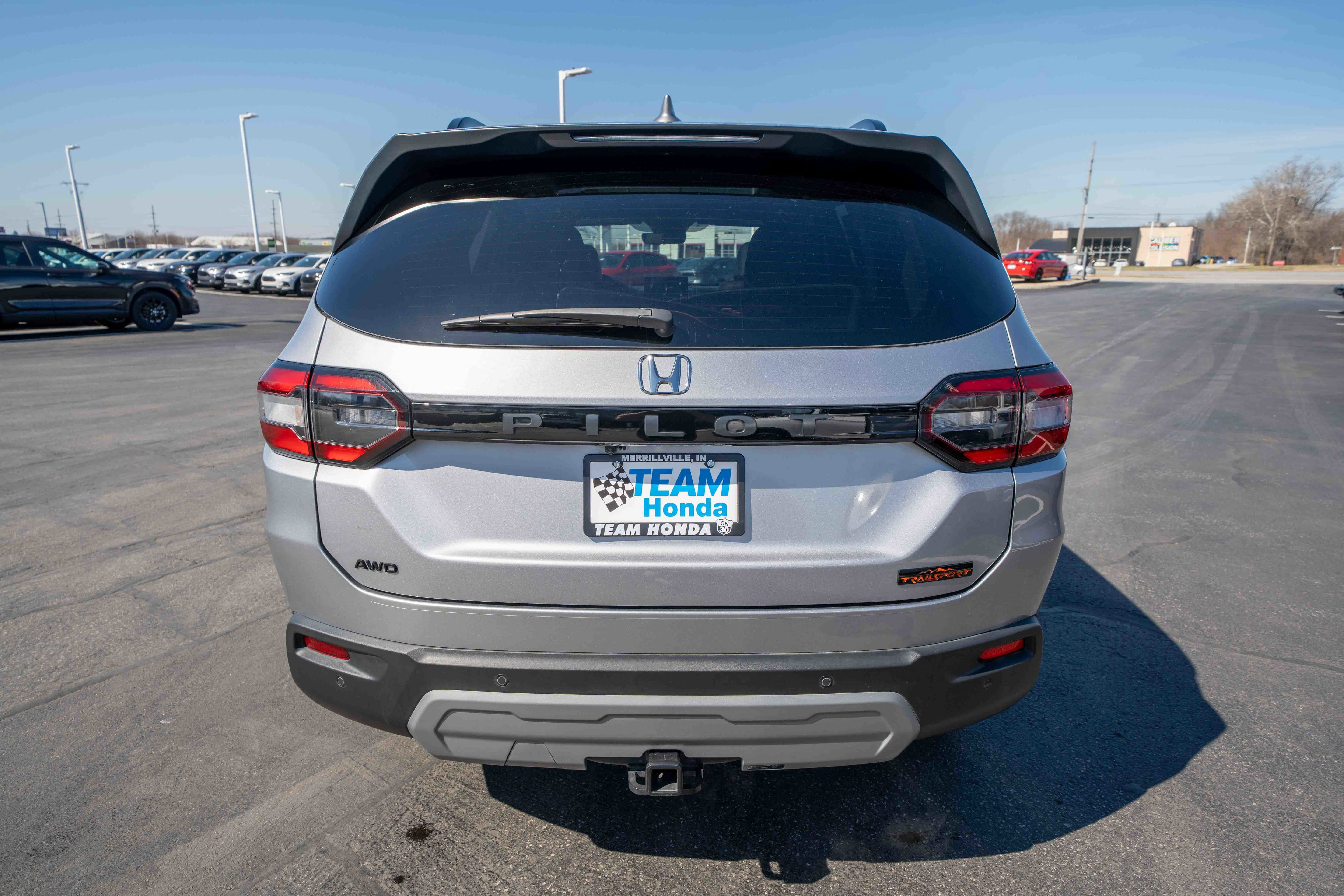 Certified 2025 Honda Pilot TrailSport image 5