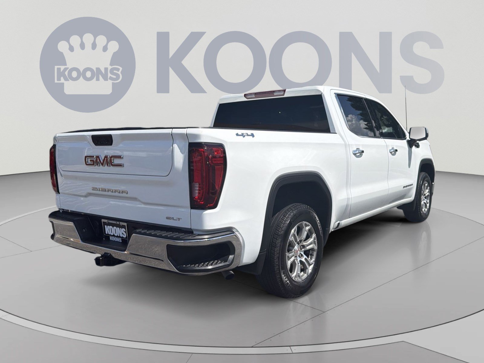 Used 2025 GMC Sierra 1500 SLT AWD/4WD image 7