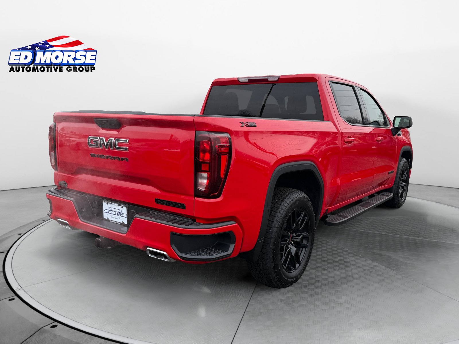 New 2026 GMC Sierra 1500 Elevation w/ LPO, Elevation Black Package AWD/4WD image 5