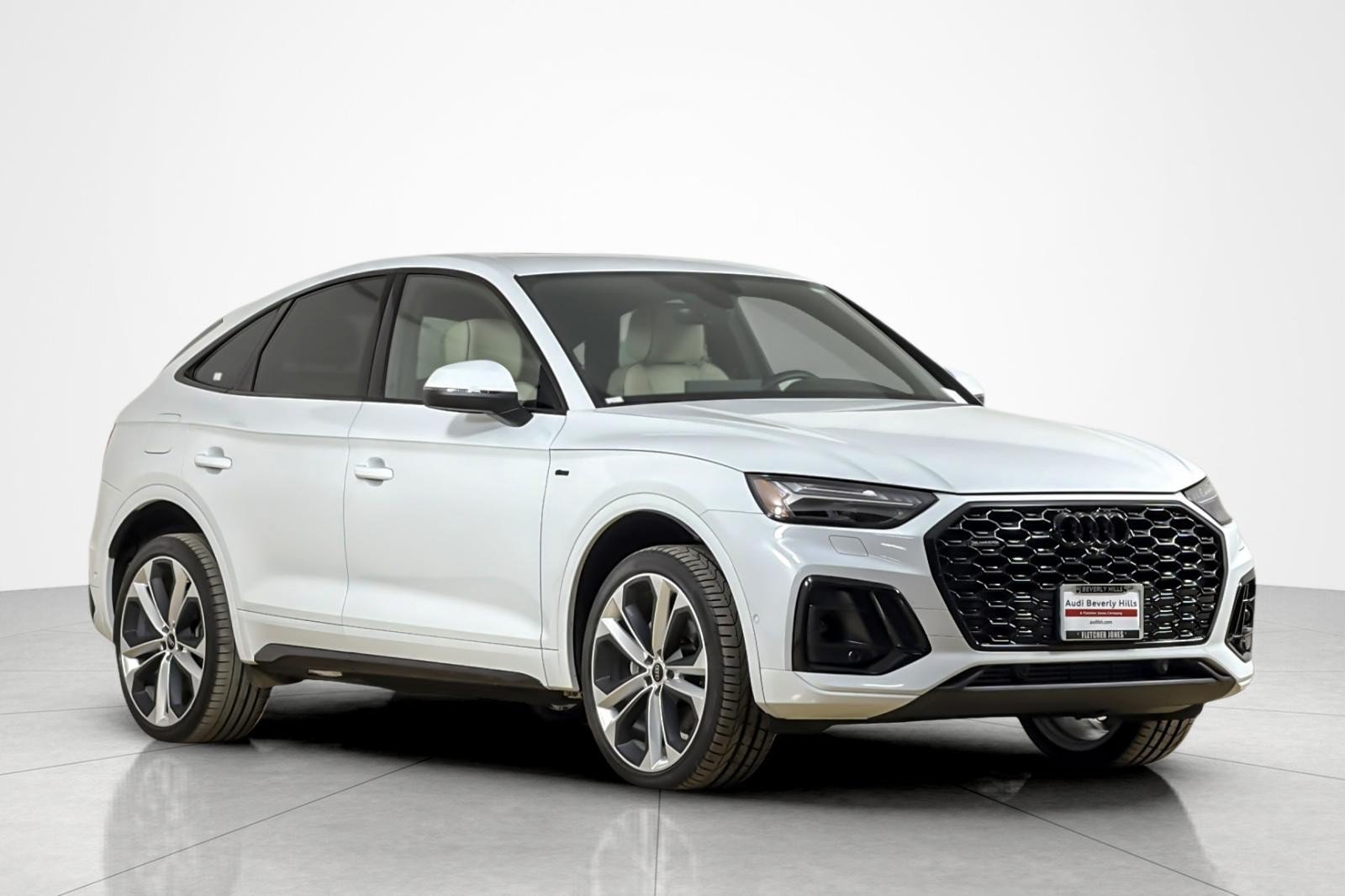 Used 2023 Audi Q5 2.0T Prestige w/ Prestige Package AWD/4WD image 7