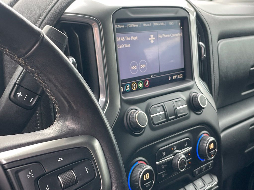 Used 2019 Chevrolet Silverado 1500 LTZ AWD/4WD image 9