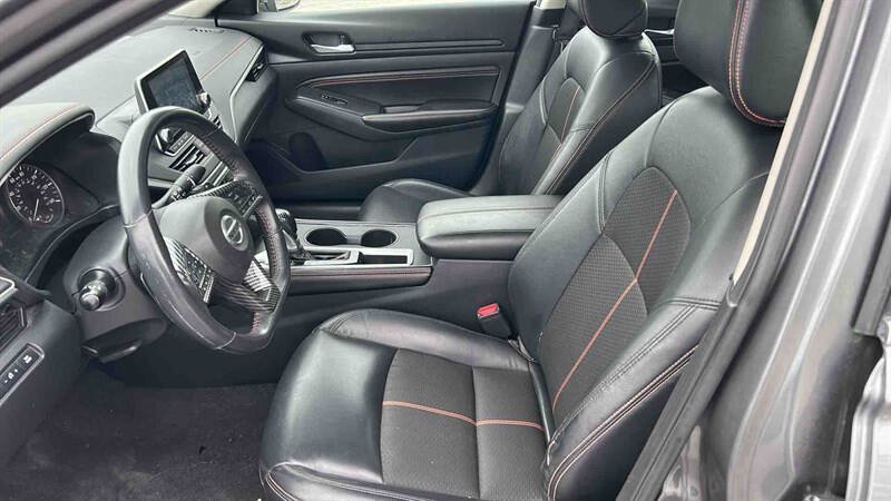 Used 2022 Nissan Altima 2.5 SR FWD image 23