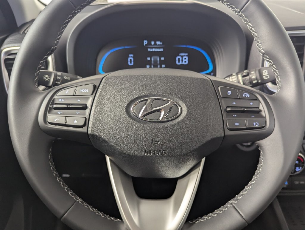 New 2026 Hyundai Venue SEL FWD image 14