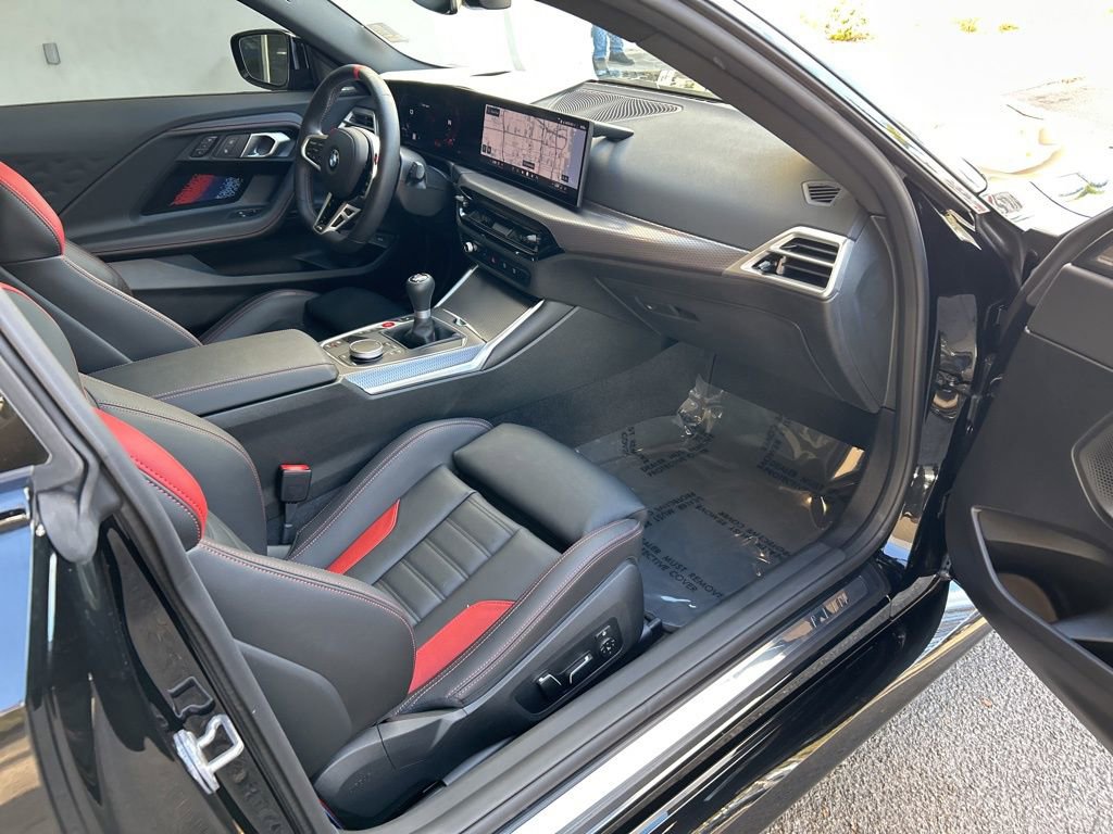 Used 2025 BMW M2 w/ Lighting Package image 25