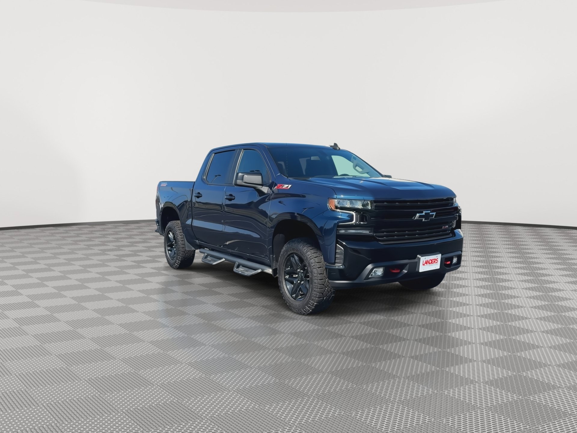 Certified 2021 Chevrolet Silverado 1500 LT Trail Boss w/ LPO, Dark Essentials Package AWD/4WD image 3