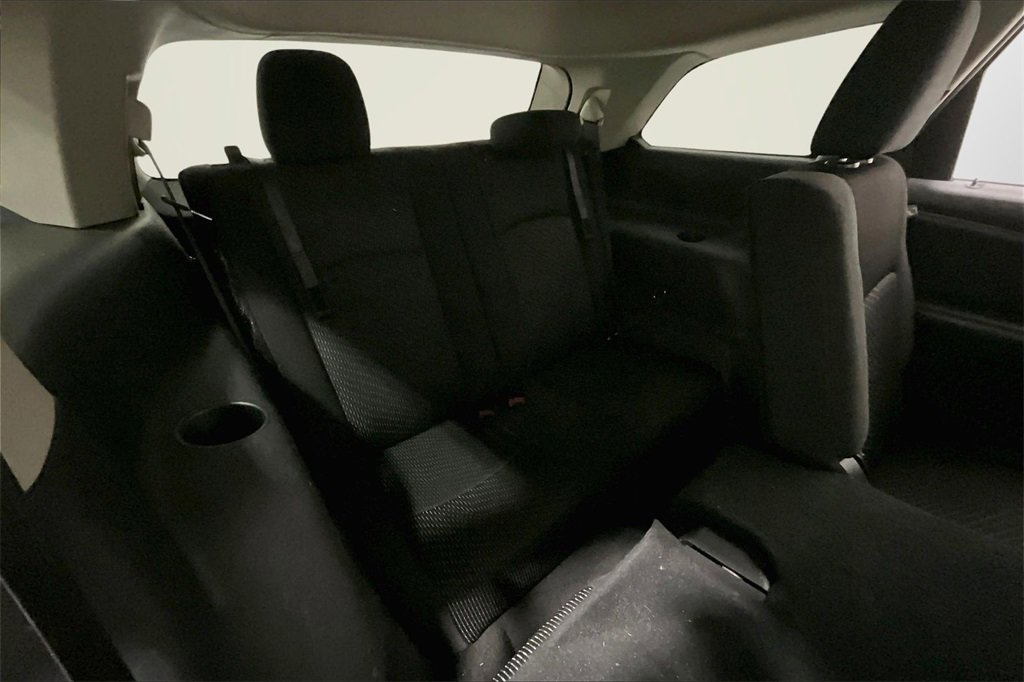 Used 2015 Dodge Journey SXT w/ Flexible Seating Group image 23