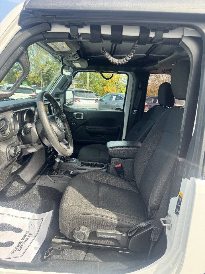 Used 2023 Jeep Wrangler Sport AWD/4WD image 8