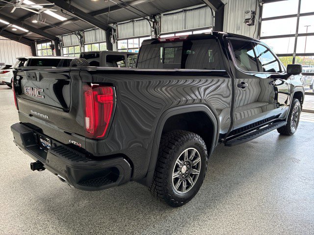 Used 2024 GMC Sierra 1500 AT4 w/ Technology Package image 3