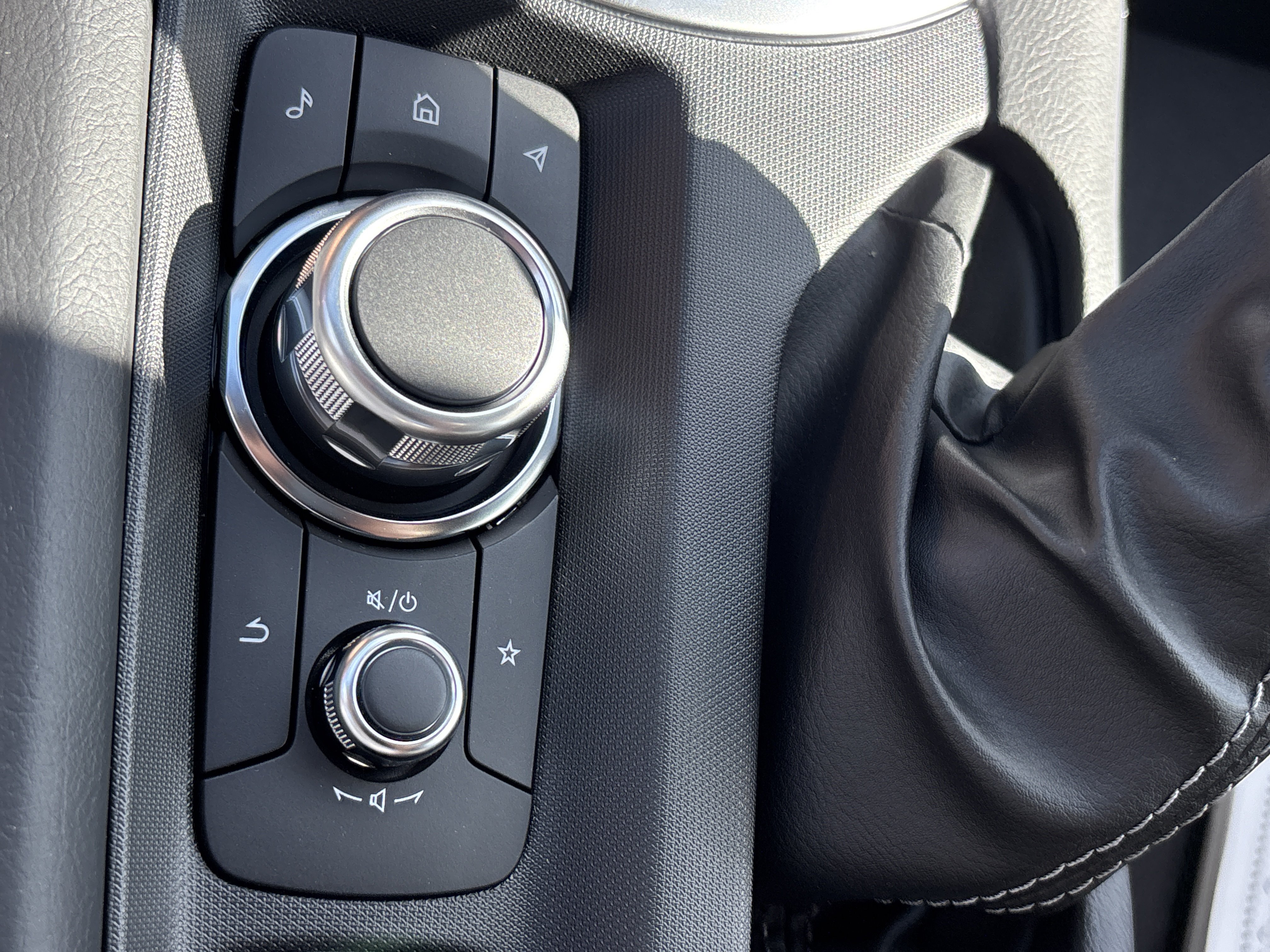 New 2026 MAZDA MX-5 Miata Club w/ Interior Package RWD image 37
