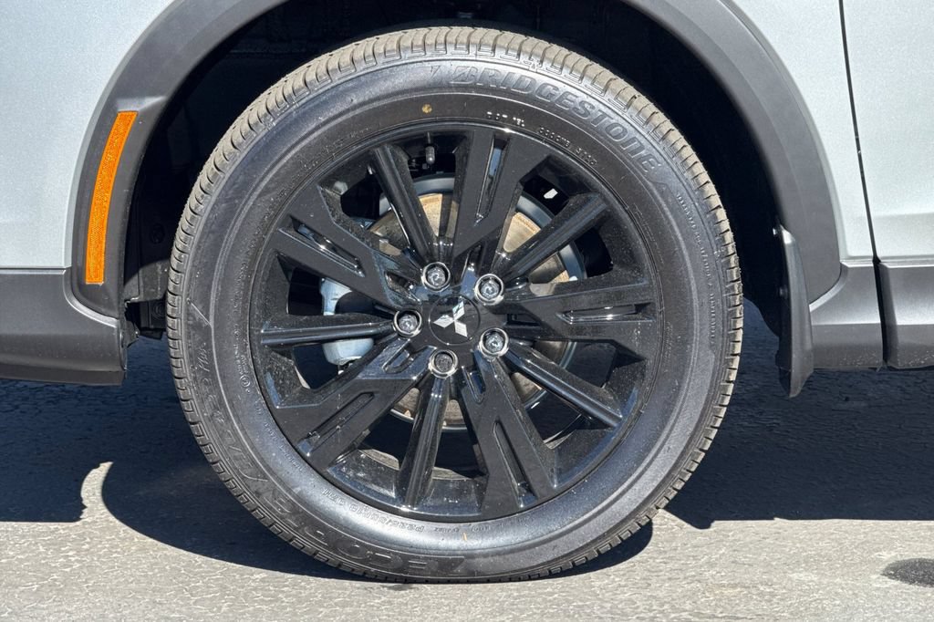 New 2026 Mitsubishi Eclipse Cross AWD image 26