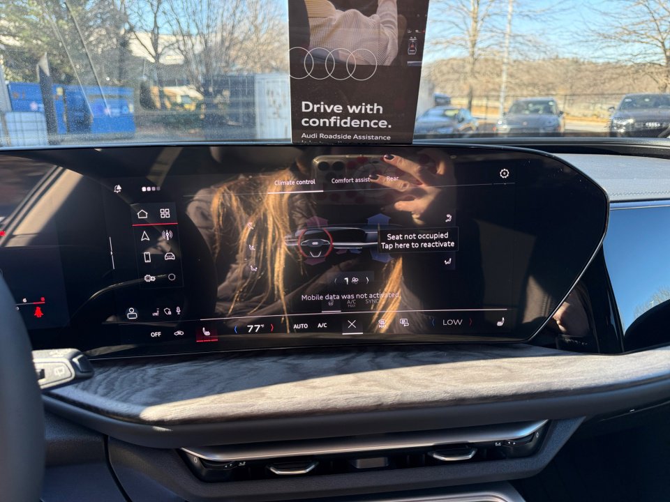 New 2025 Audi Q5 Premium Plus image 18