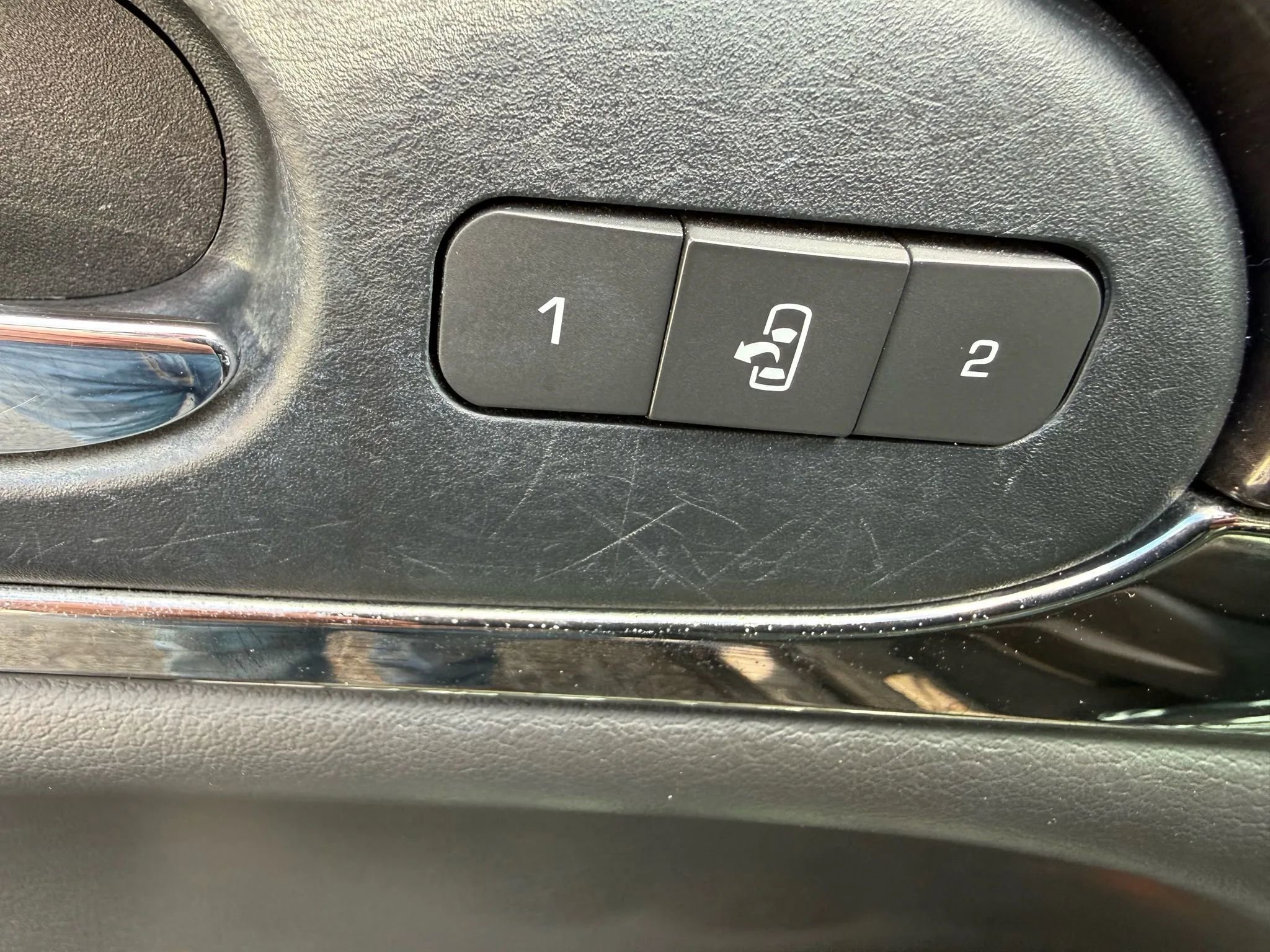 Used 2015 Buick Enclave Leather image 8