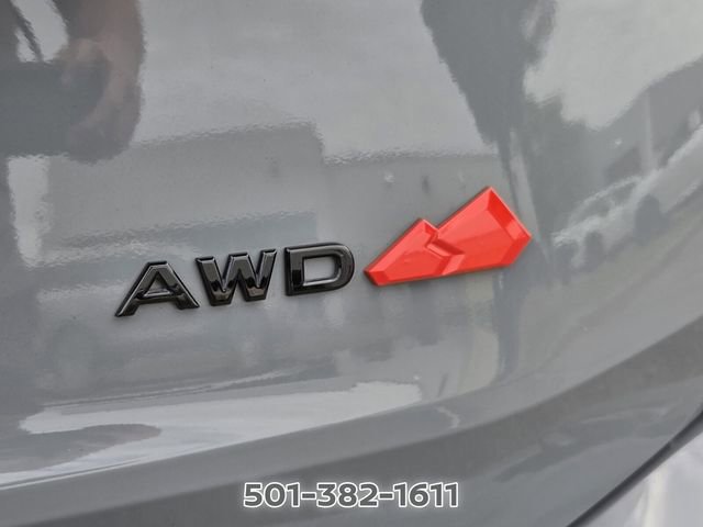 Used 2025 Nissan Rogue SV AWD/4WD image 13