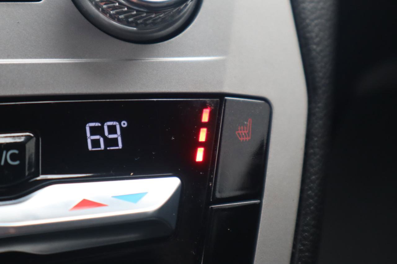 Used 2021 Ford Explorer XLT w/ Equipment Group 202A image 75