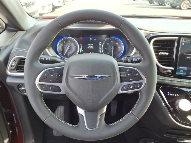 New 2026 Chrysler Pacifica Select AWD/4WD image 12