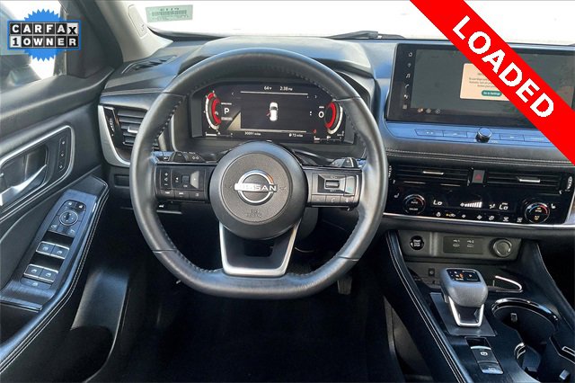 Used 2024 Nissan Rogue Platinum image 4