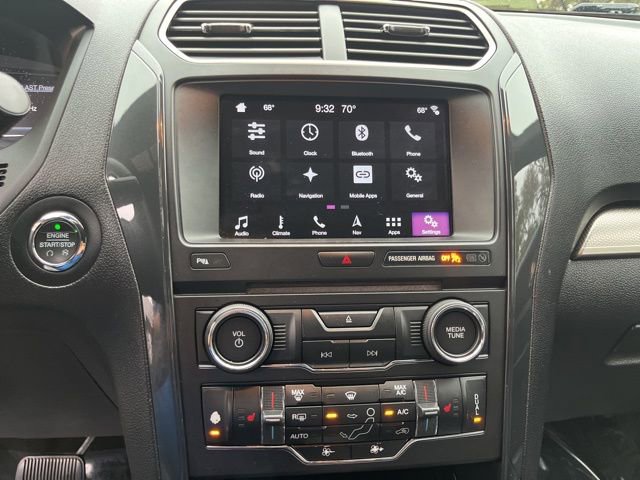 Used 2018 Ford Explorer XLT w/ Equipment Group 202A image 14