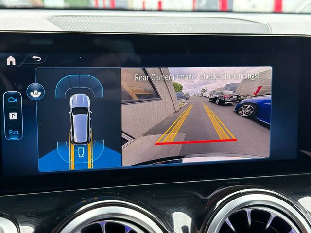 Used 2026 Mercedes-Benz GLB 250 4MATIC image 25