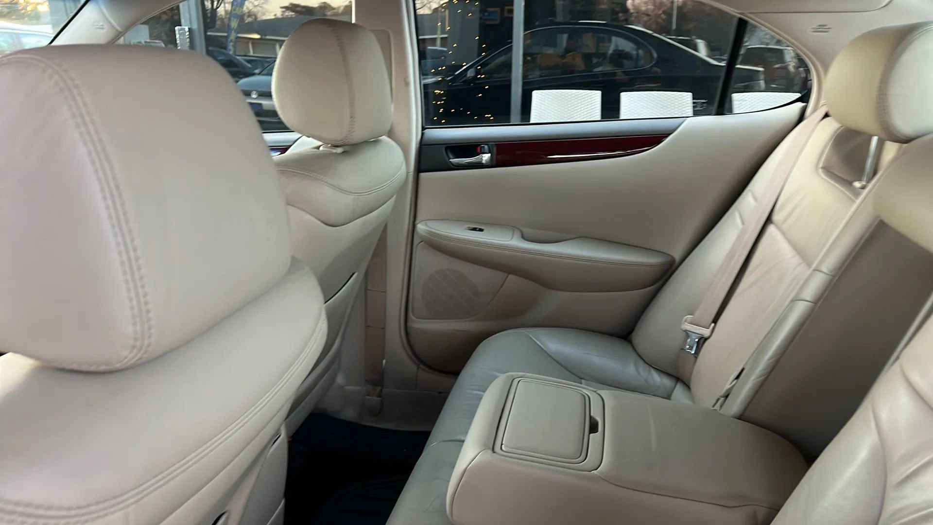 Used 2004 Lexus ES 330 image 30