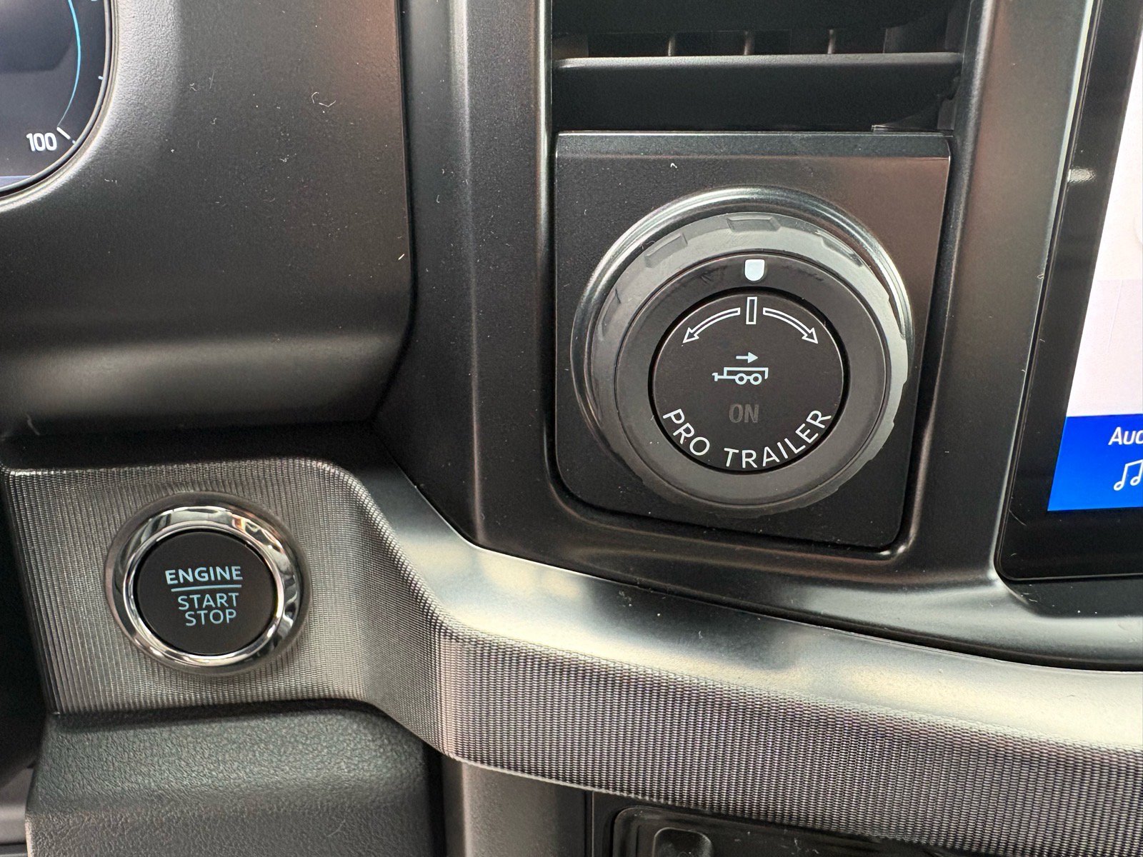 New 2026 Ford F250 Platinum image 44