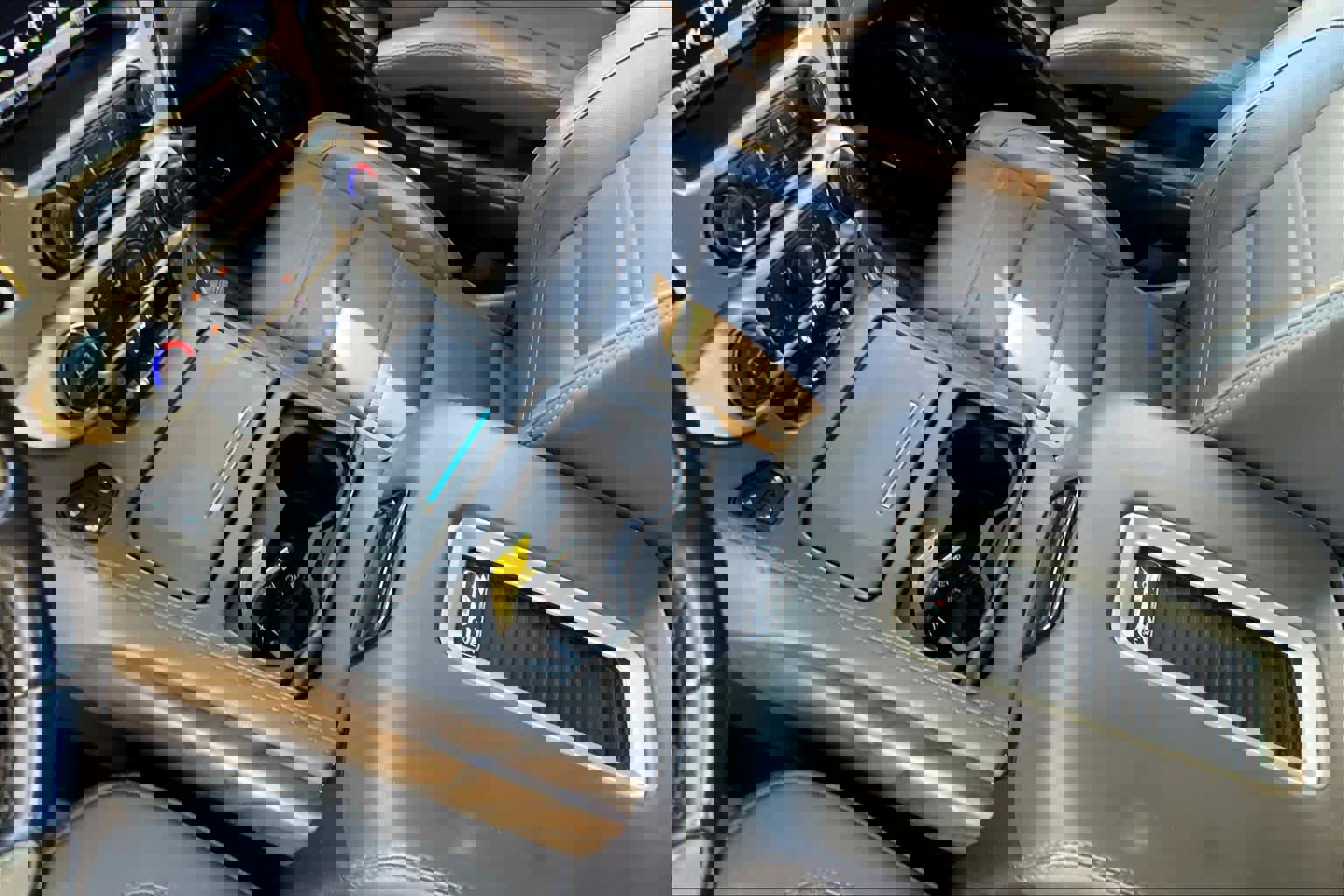 Used 2019 GMC Yukon Denali w/ Open Road Package image 16