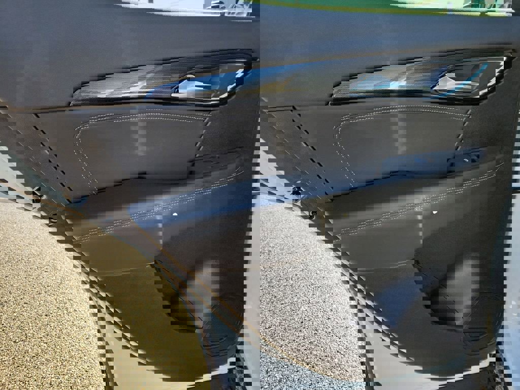 Certified 2023 Buick Envision Preferred w/ Sport Touring Package AWD/4WD image 11