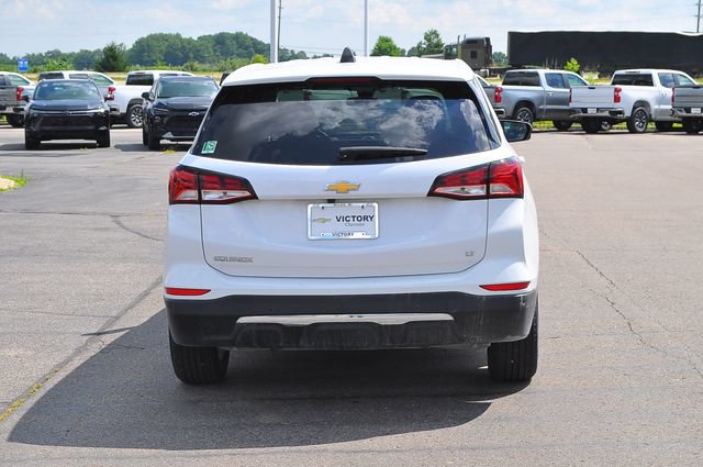 Used 2024 Chevrolet Equinox LT w/ LPO, Floor Liner Package FWD image 4