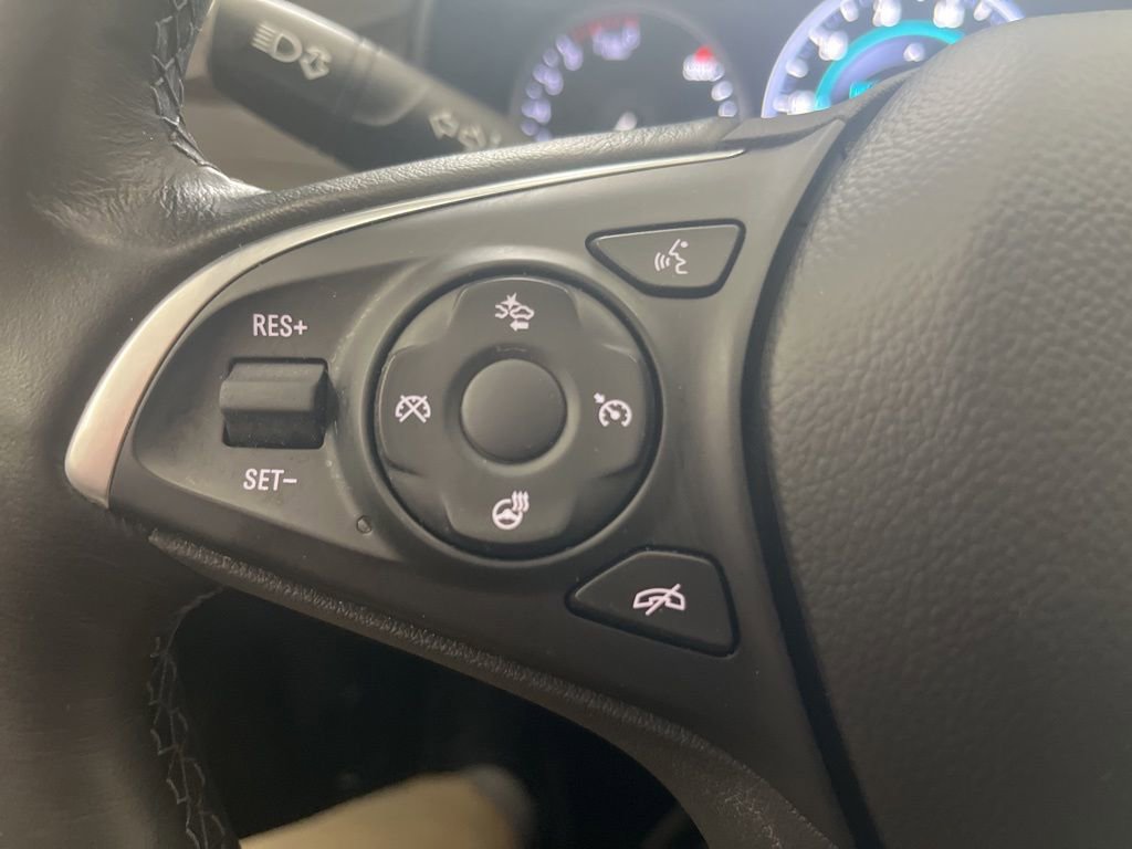 Used 2020 Buick Envision Premium AWD/4WD image 17