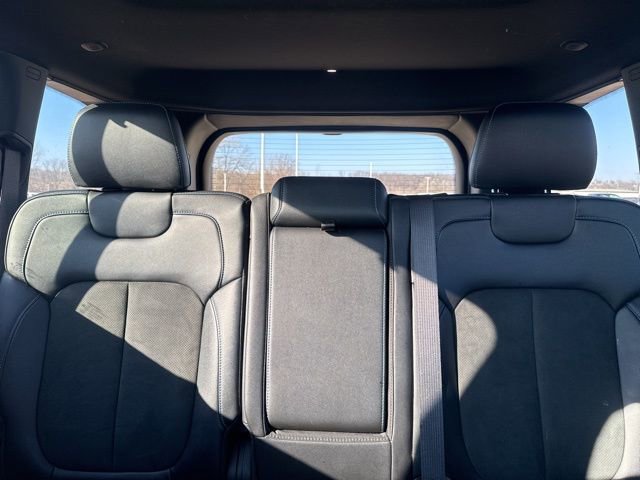 Used 2024 Jeep Grand Cherokee Trailhawk w/ Luxury Tech Group III image 39