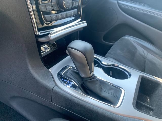 Used 2019 Jeep Grand Cherokee Laredo w/ Laredo X Package AWD/4WD image 8