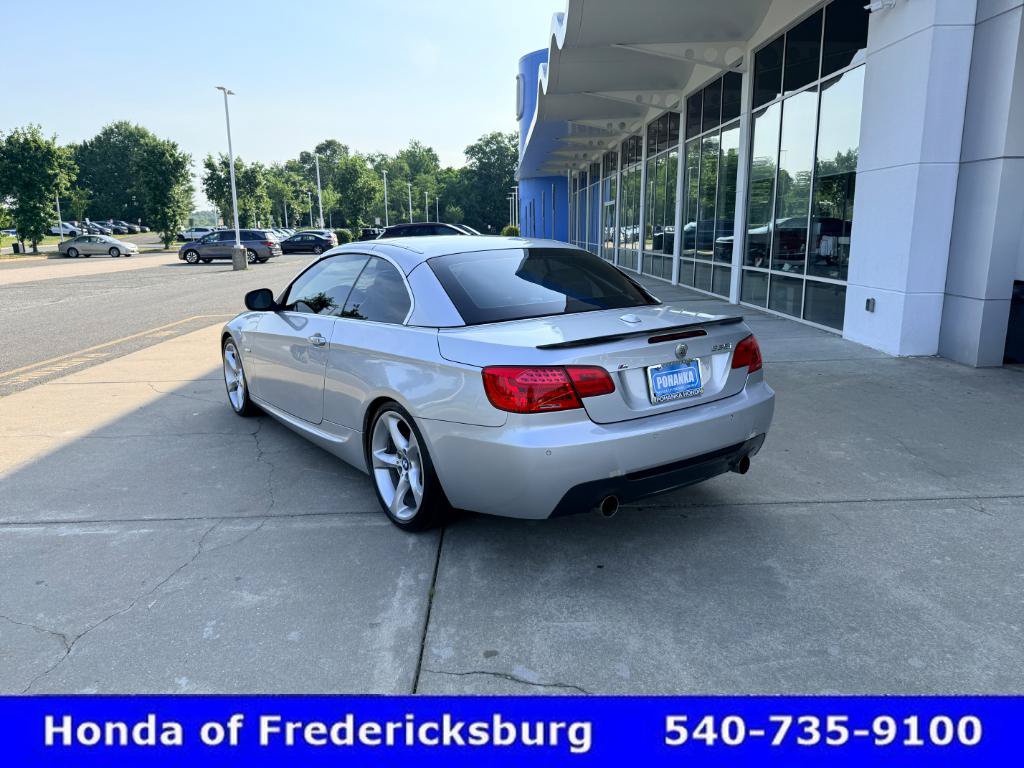 Used 2012 BMW 335i Convertible RWD image 3
