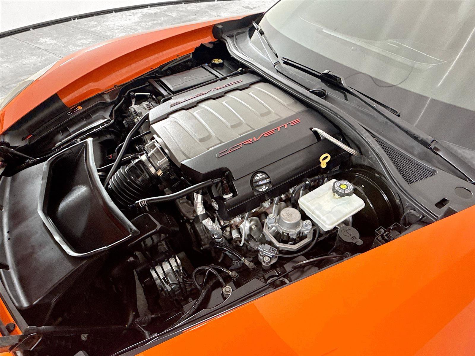 Used 2019 Chevrolet Corvette Stingray Coupe w/ 1LT image 33