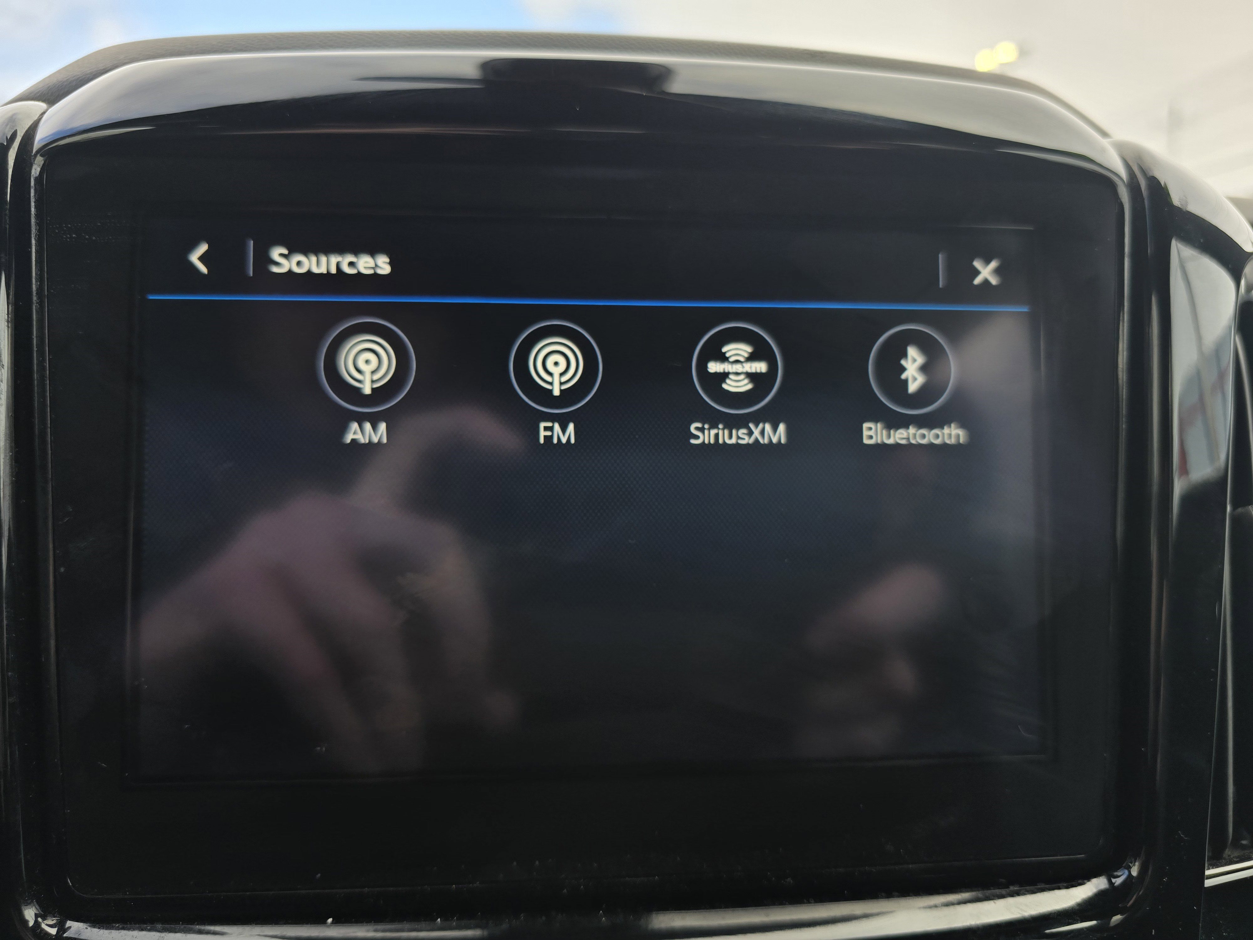 Used 2023 Chevrolet Traverse LT image 18