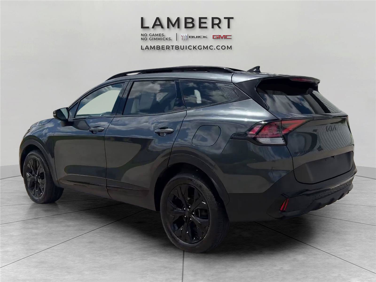 Used 2025 Kia Sportage X-Line w/ Premium Package AWD/4WD image 3