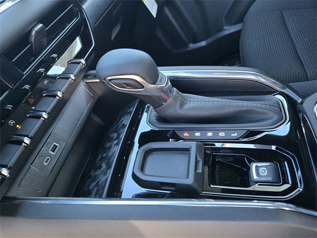 New 2026 GMC Canyon Elevation w/ Convenience Package image 16