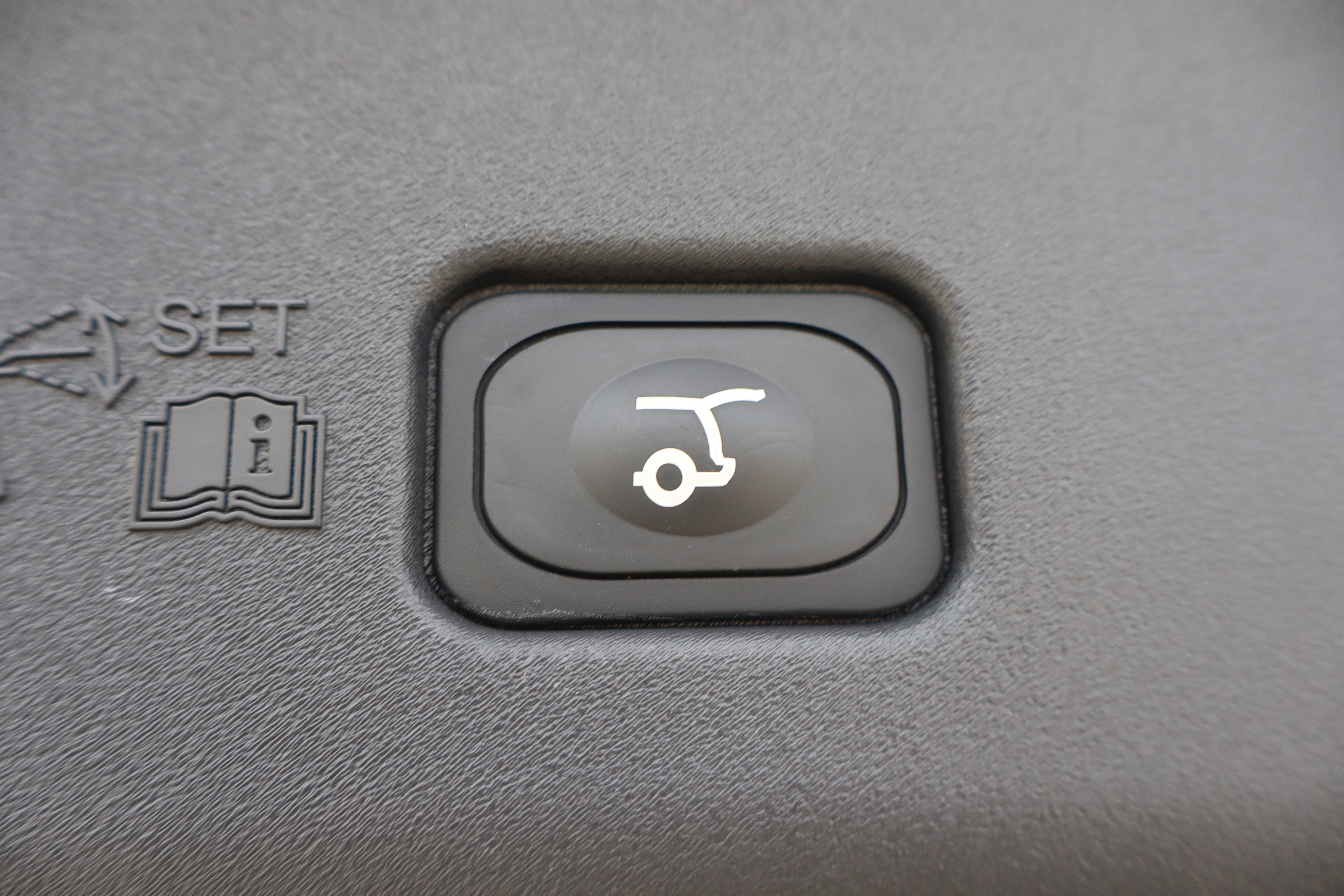 Used 2024 Lincoln Nautilus Reserve w/ Equipment Group 202A image 31