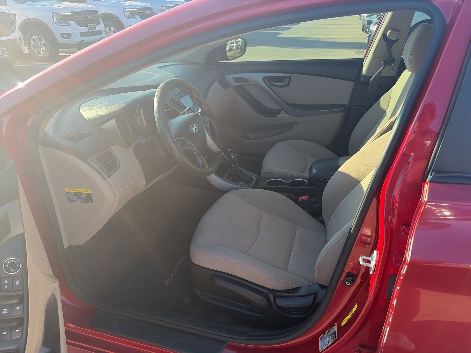 Used 2014 Hyundai Elantra SE w/ Option Group 02 image 12