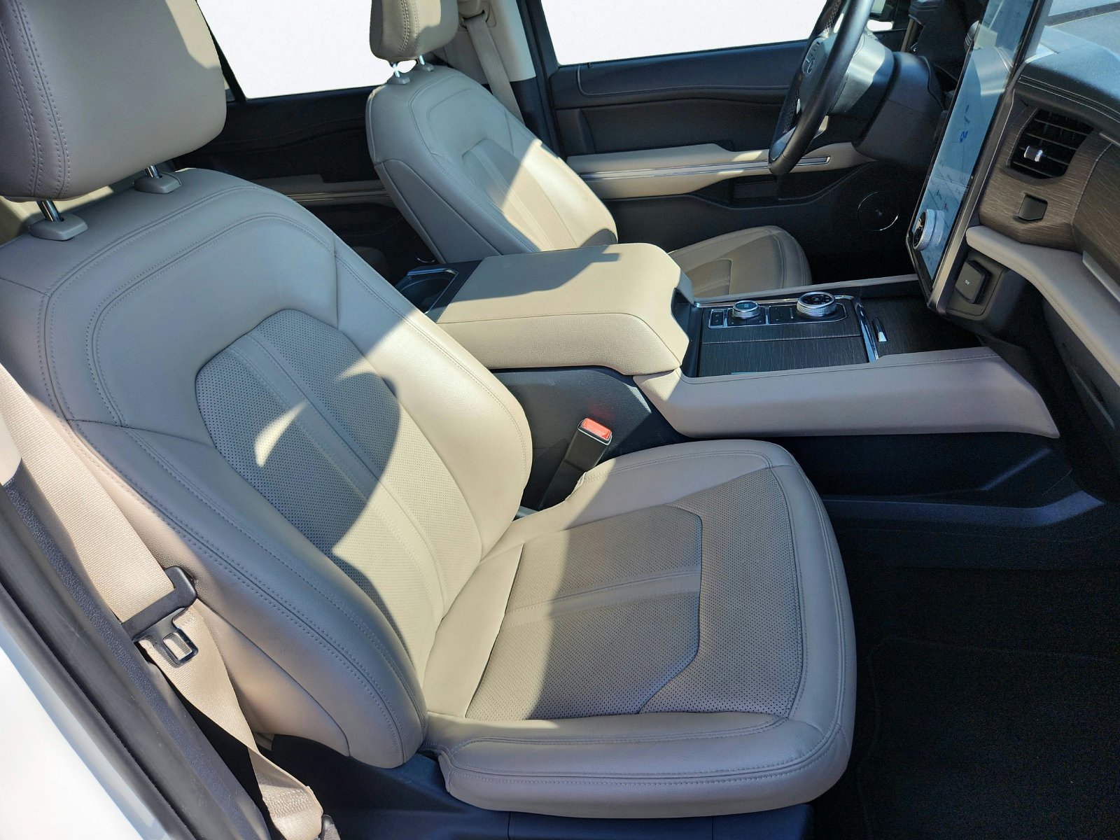 Used 2023 Ford Expedition Max Limited AWD/4WD image 29