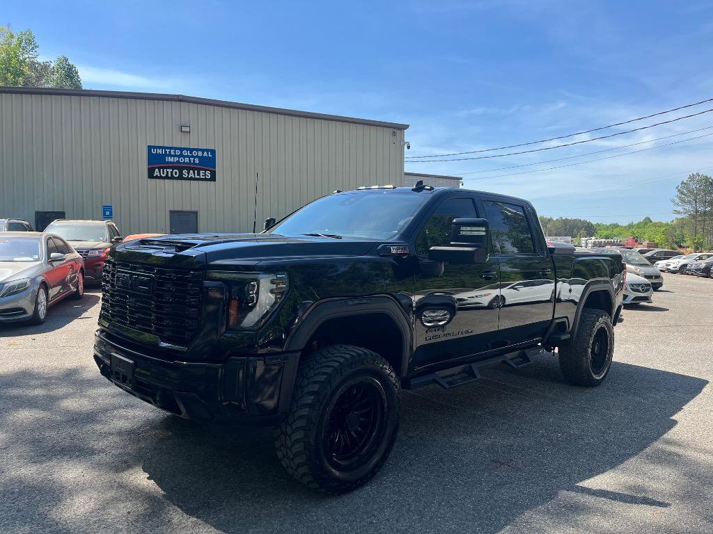 Used 2024 GMC Sierra 2500 Denali w/ Denali Reserve Package AWD/4WD image 1
