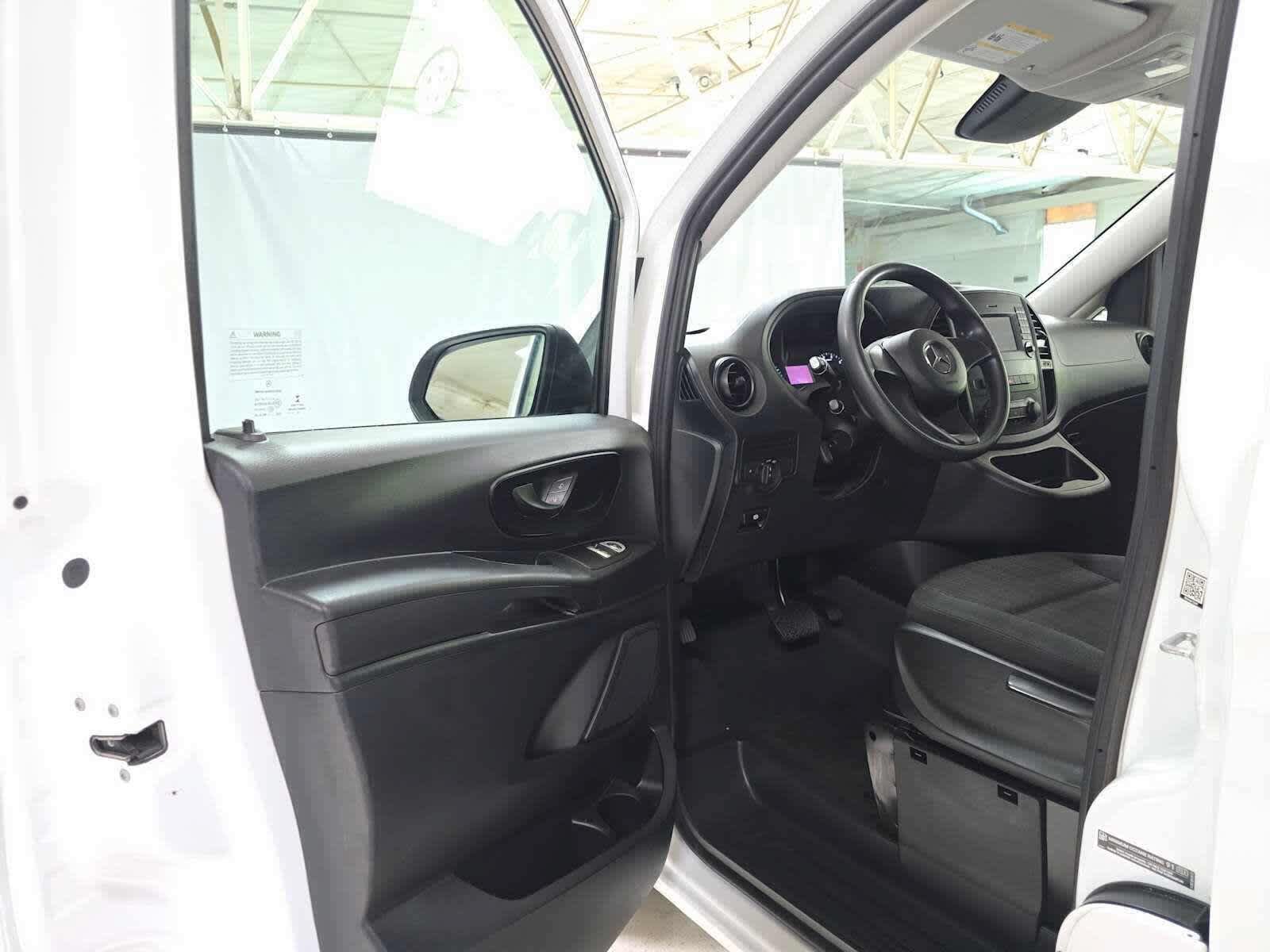 Used 2020 Mercedes-Benz Metris image 53